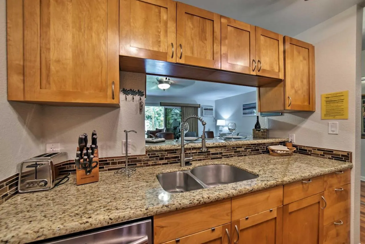Garden View Condo With Pool - 400 Feet To Beach! Kihei 0*,